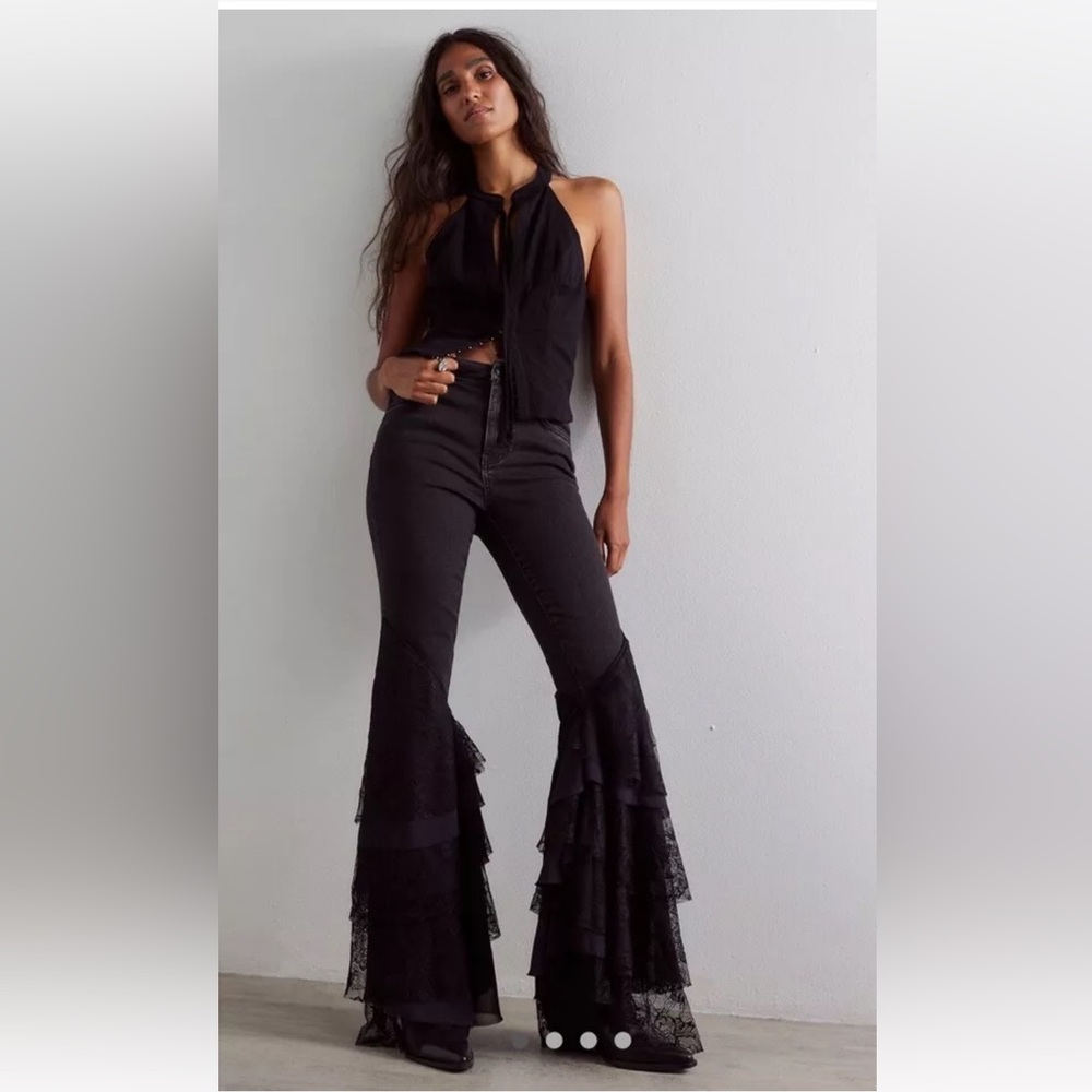 Free People We The Free Mystique Lace Flare Jean Tiered Piecing Hemline Stretch - Picture 1 of 9